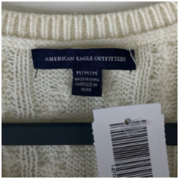 American Eagle cable Knit Sweaters Size M - Picture 3 of 3